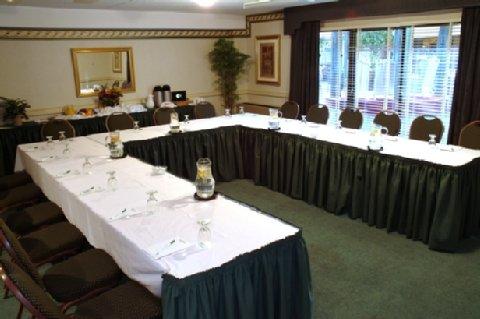 Centre By Ihg 3* Oakville