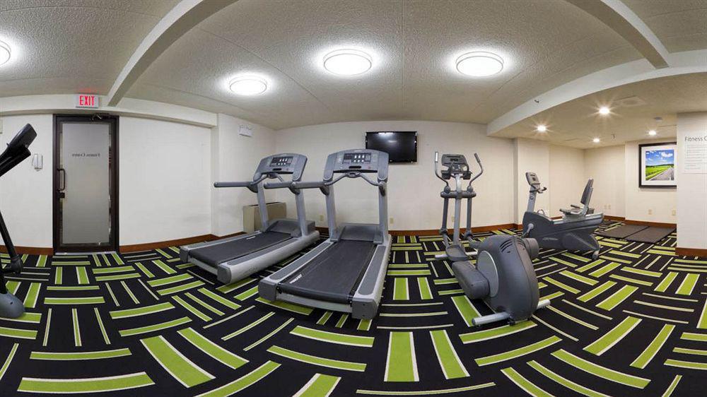 Centre By Ihg 3* Oakville